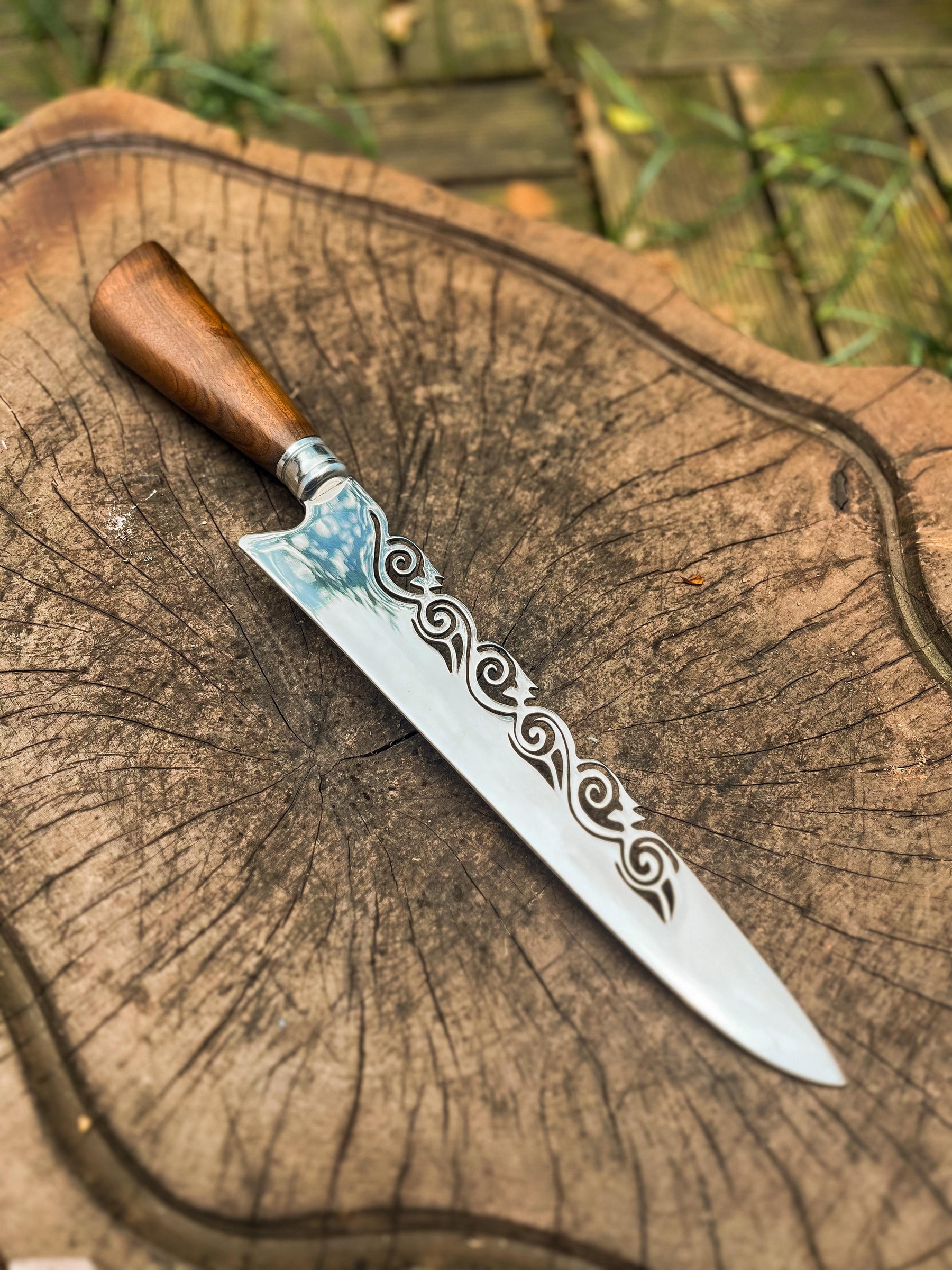 Faca Artesanal modelo Molokai